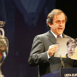 Photo effect - Euro 2012. Platini announced winner