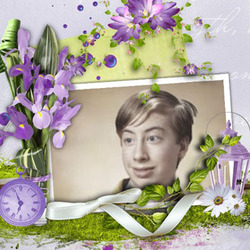Photo effect - Surrounded by violet accessories