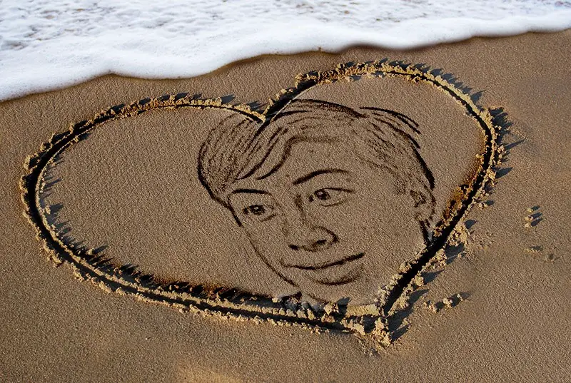 Photo effect - Heart drawn on the sand
